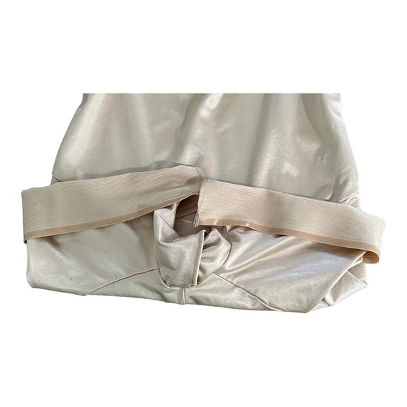 TC Fine Extra Firm Full Tummy Control Open-Bust Thigh Length Bodysuit M - Picture 6 of 16